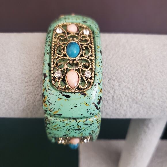 Heavy Green Splatter Hinged Bangle with Filigree Inserts with Beads and Crystals - Picture 5 of 11